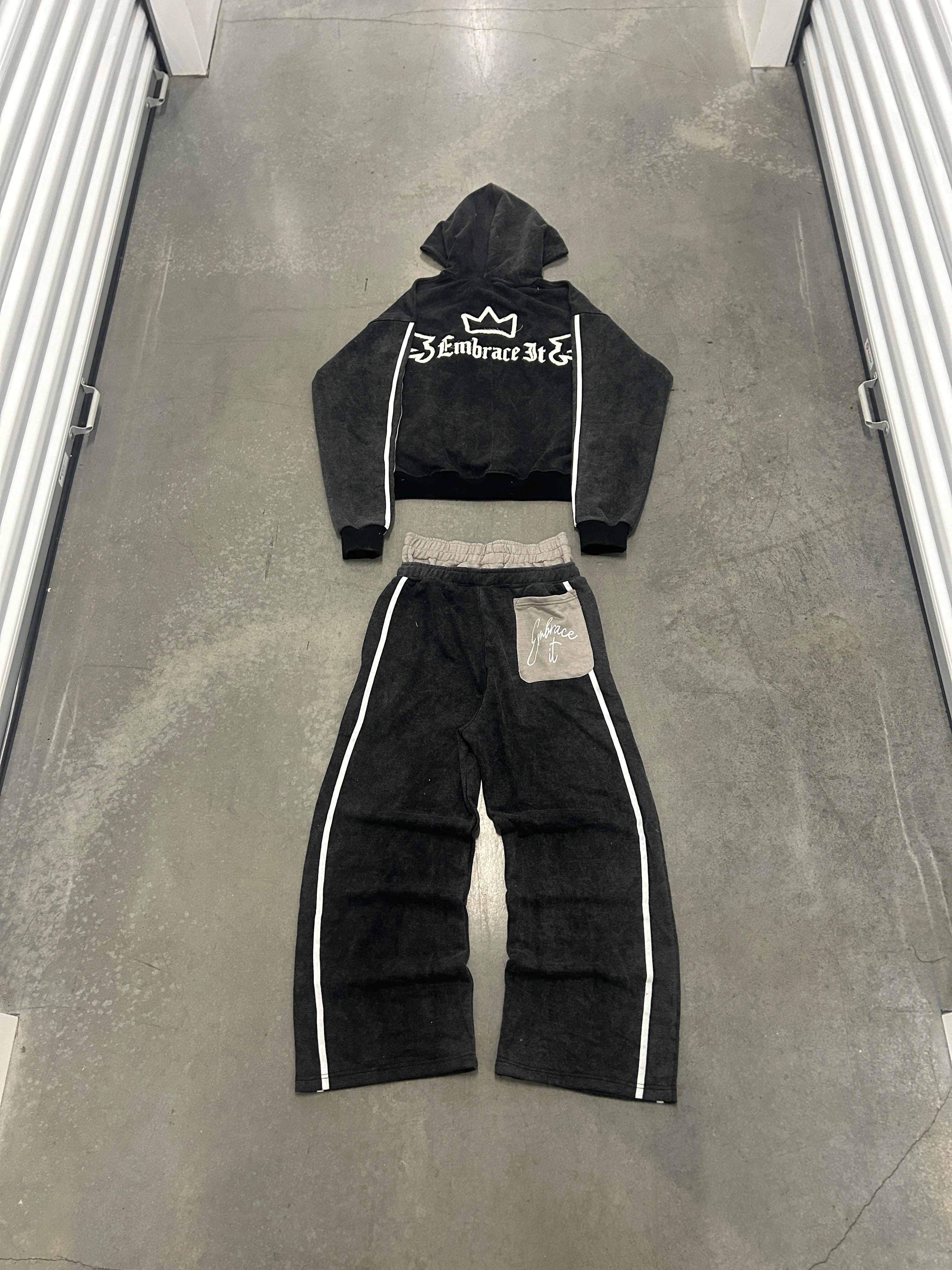 Shadow zip up Hoodie and sweatpants