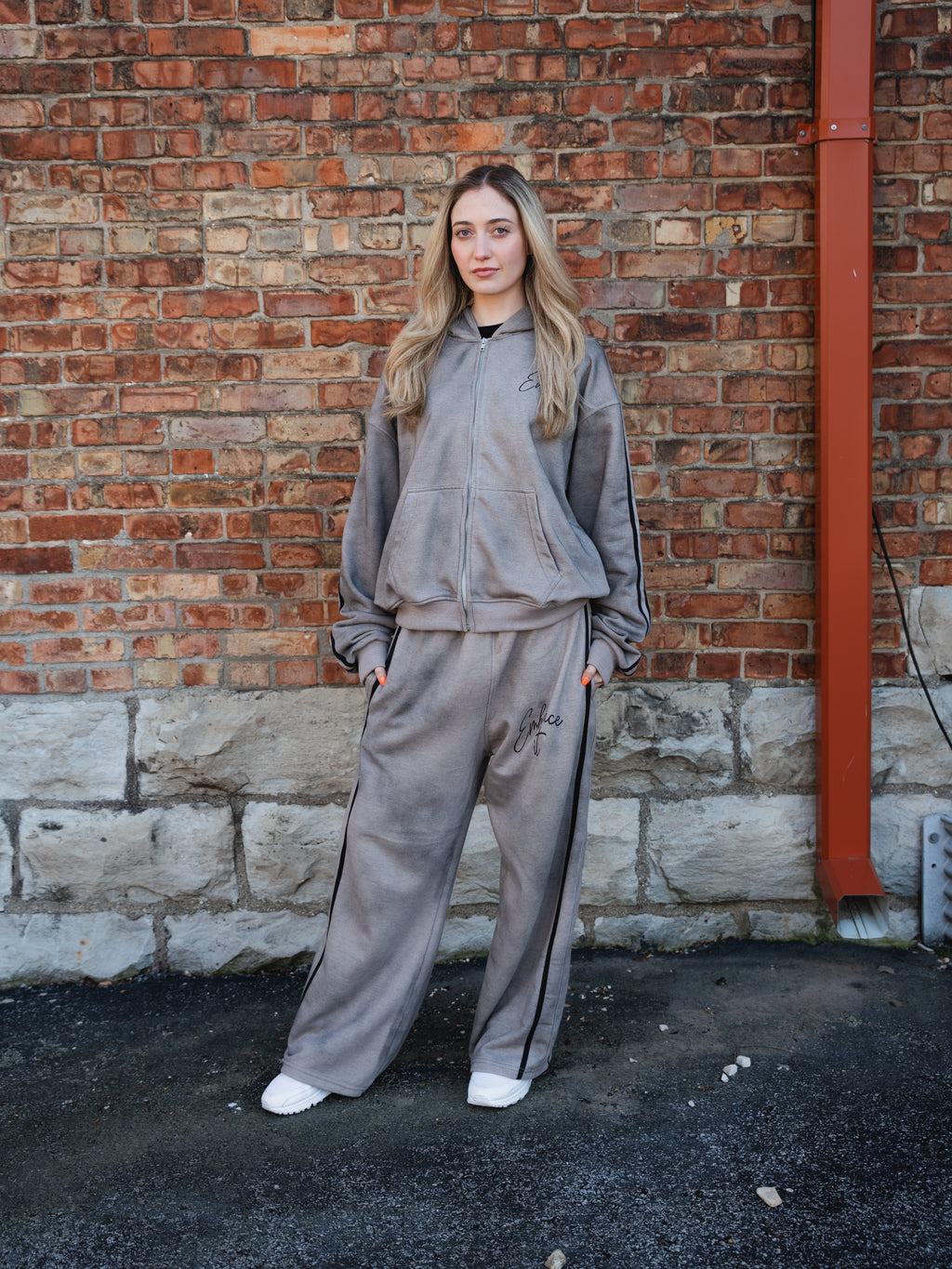 Zip up hoodie and pants Smoke Set